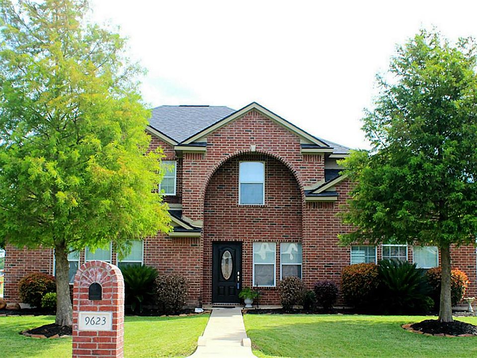 1st image of 9623 Highland Pointe Dr