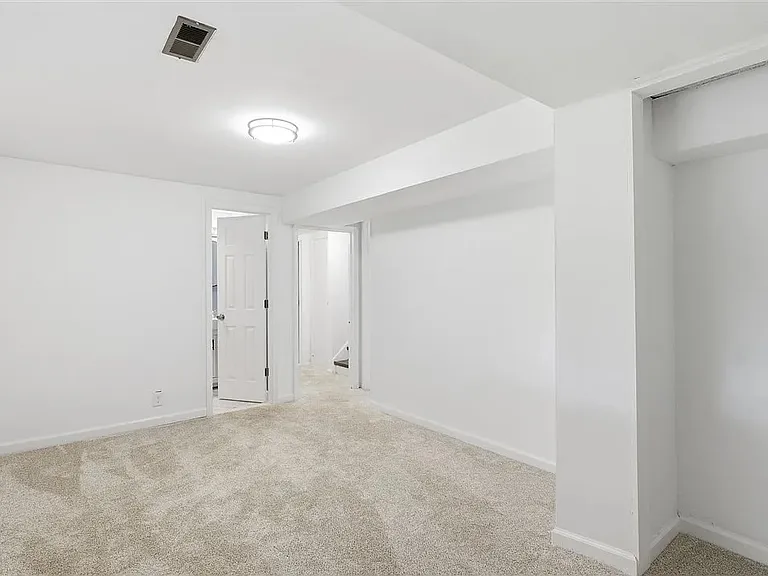40 Oak Hill Ter — Photo 24