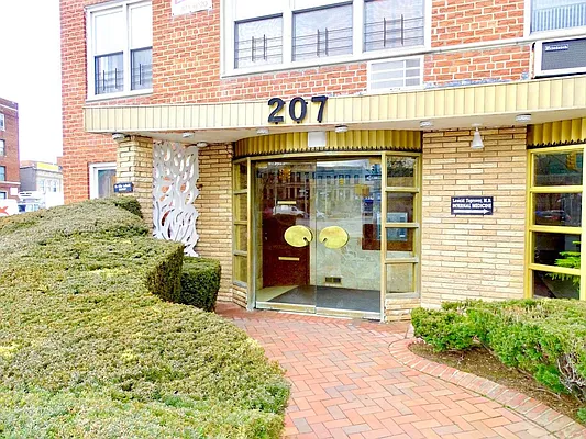 Rented by Keller Williams NYC | media 26