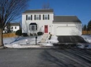 946 Kings Way E, Hummelstown, PA 17036