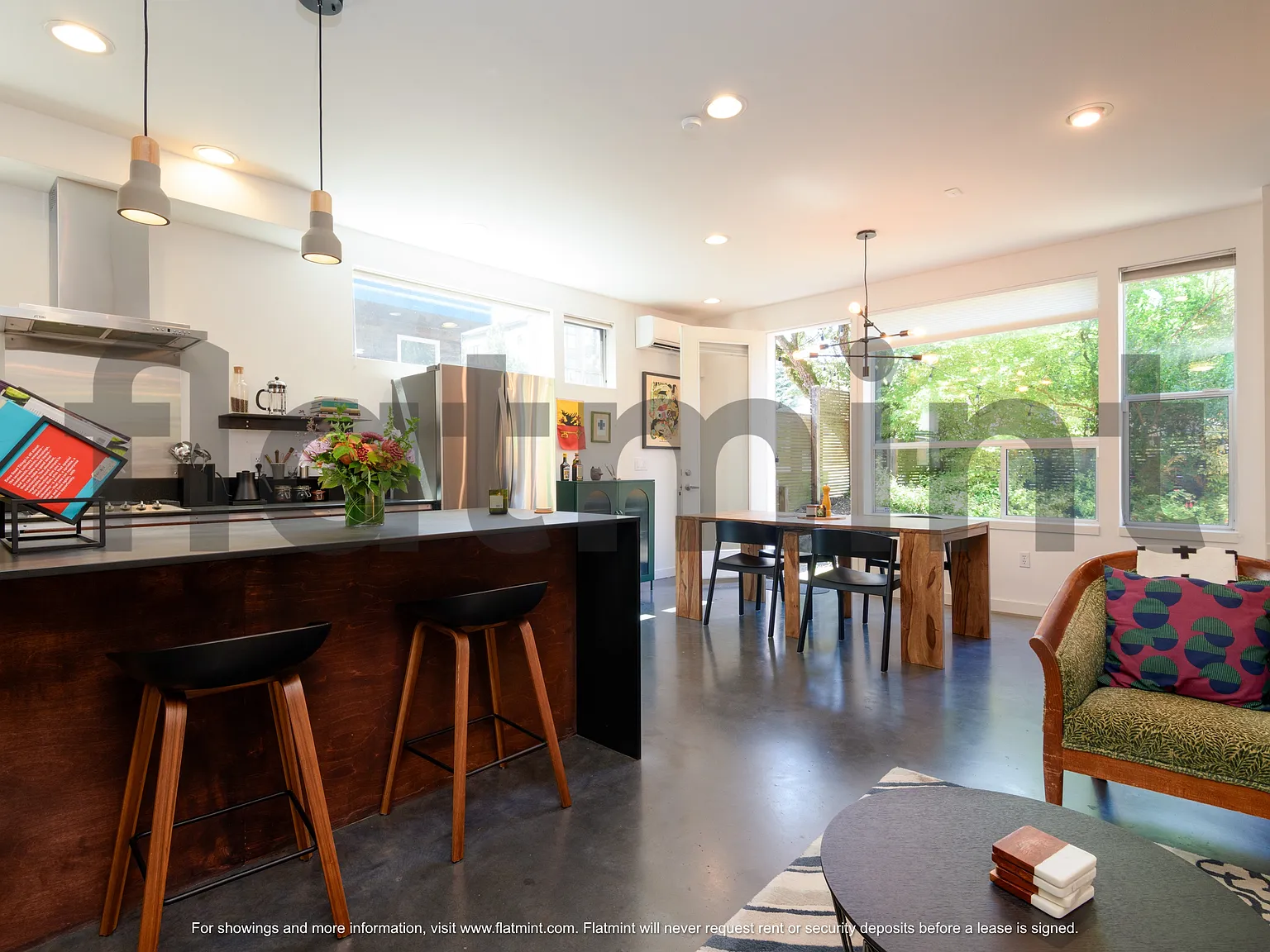 2 bed, 1420 sqft, $4,500 — Photo 3