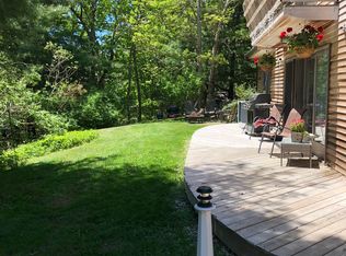 92 Spring Hill Rd, Tisbury, MA 02568