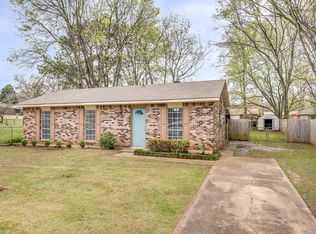 140 Magnolia Dr, Prattville, AL 36067