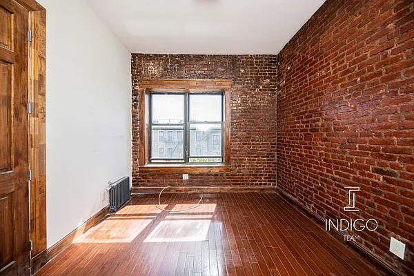 Rented by Compass | media 36