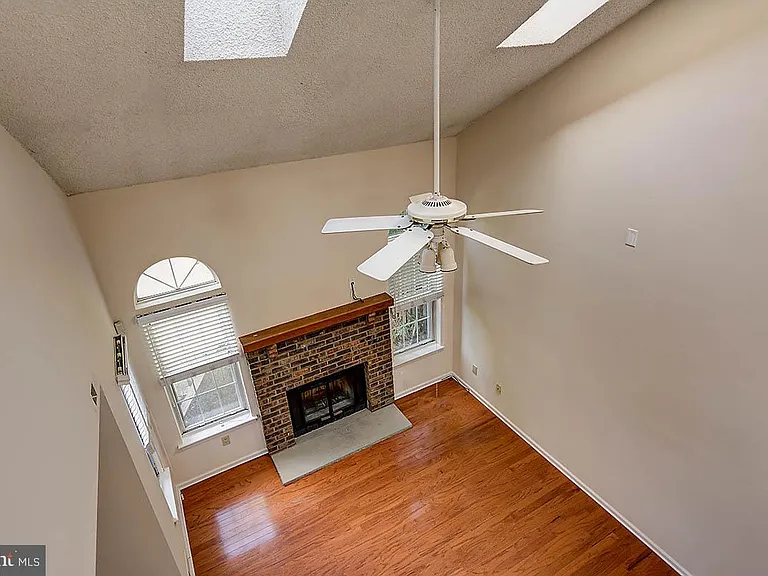 21 Claver Hill Way — Photo 15