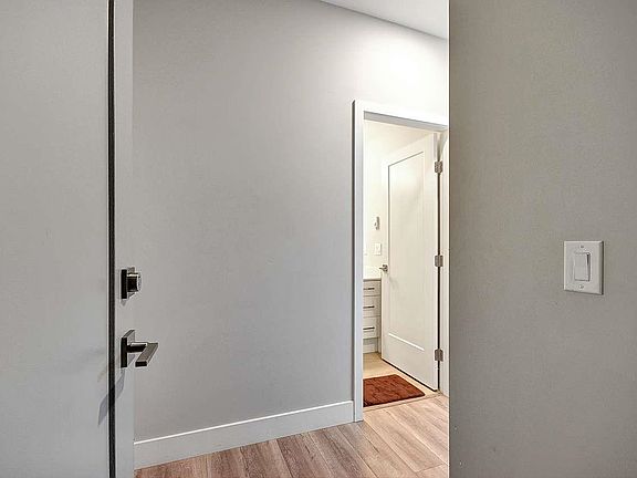 3rd image of 9015 120th St #404