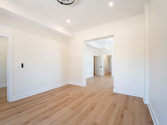 2nd image of 2753 W Chicago Ave #1