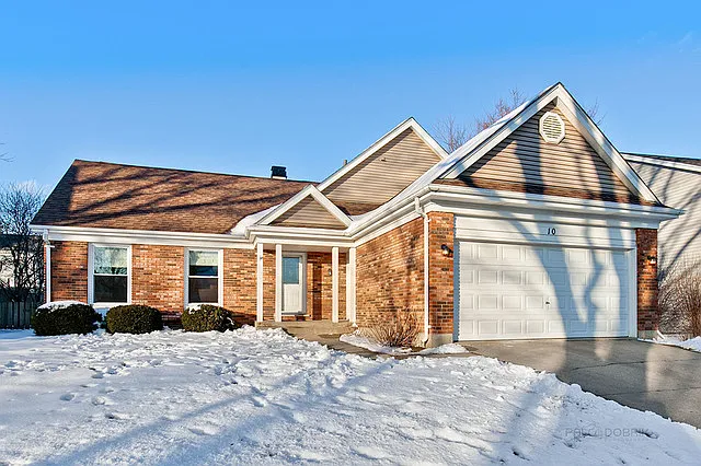 10 Augusta Dr photo 1
