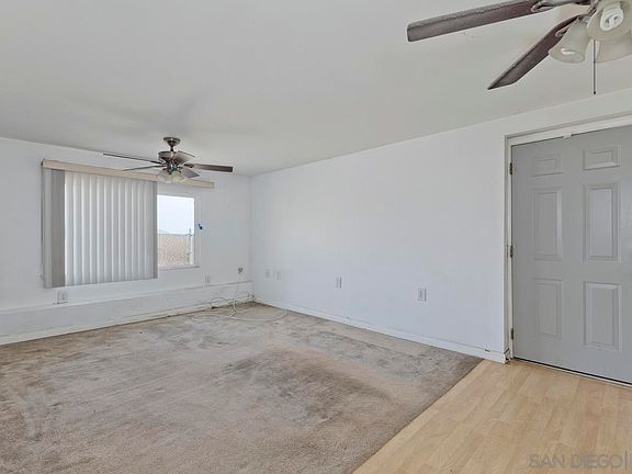 4th image of 1160 Monterey Dr