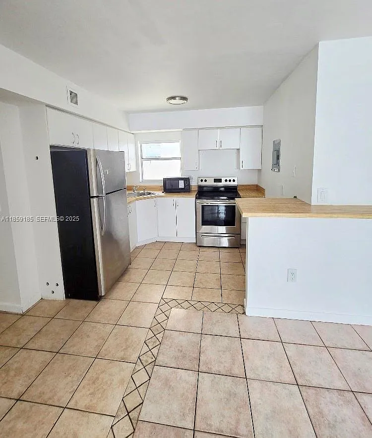 1 bed, 680 sqft, $2,100 — Photo 4