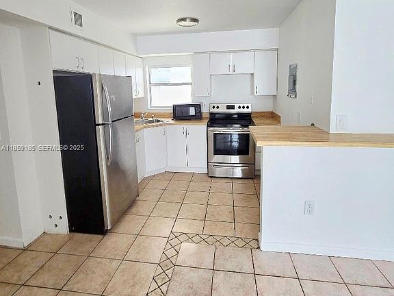 4th image of 609 Euclid Ave APT 7