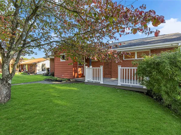 183 Gourley Ln, Monaca, PA 15061