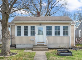 137 N 4th Ave, Beech Grove, IN 46107