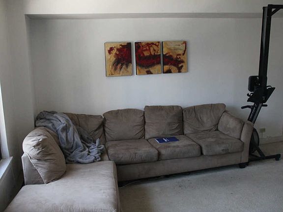 5th image of 1211 N La Salle St #1003