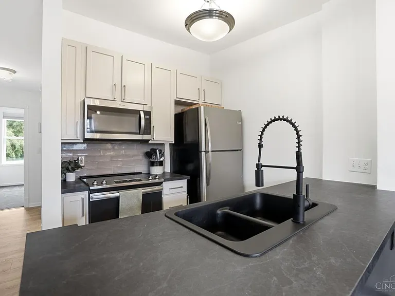 2116 Fulton Ave #18 — Photo 4