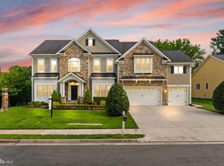 9311 Talisman Dr, Vienna, VA 22182