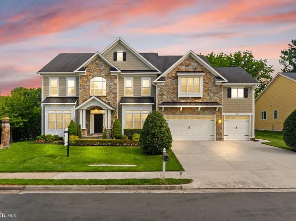 9311 Talisman Dr, Vienna, VA 22182