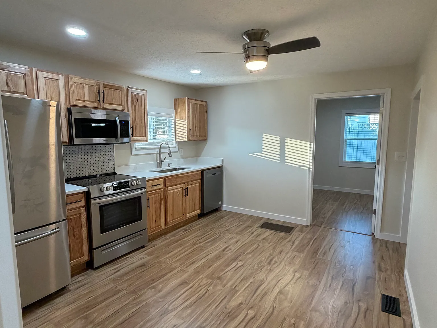 3 bed, $1,750 — Photo 4