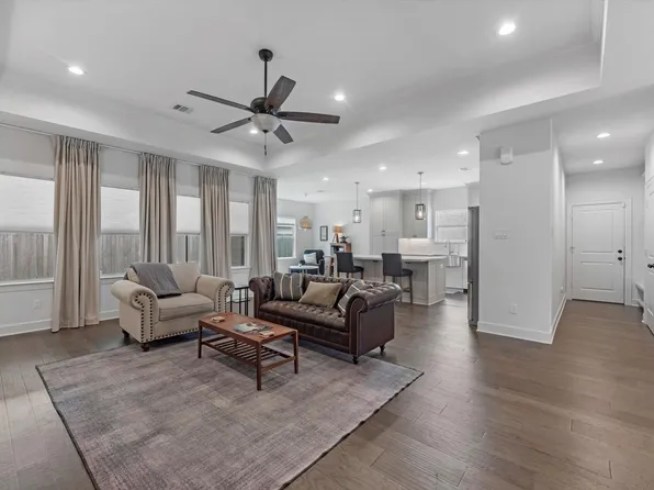 1935 Pasadena Street, Houston, TX 77023