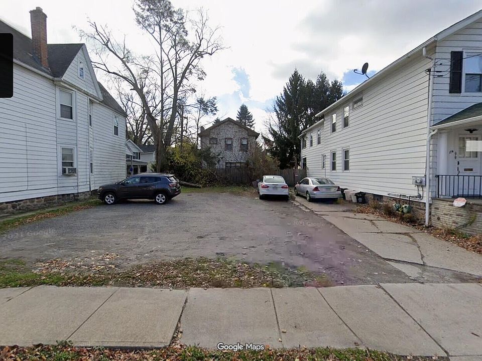 2nd image of 168 Academy St