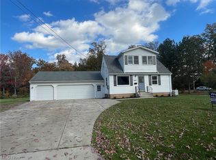1401 E 300th St, Wickliffe, OH 44092