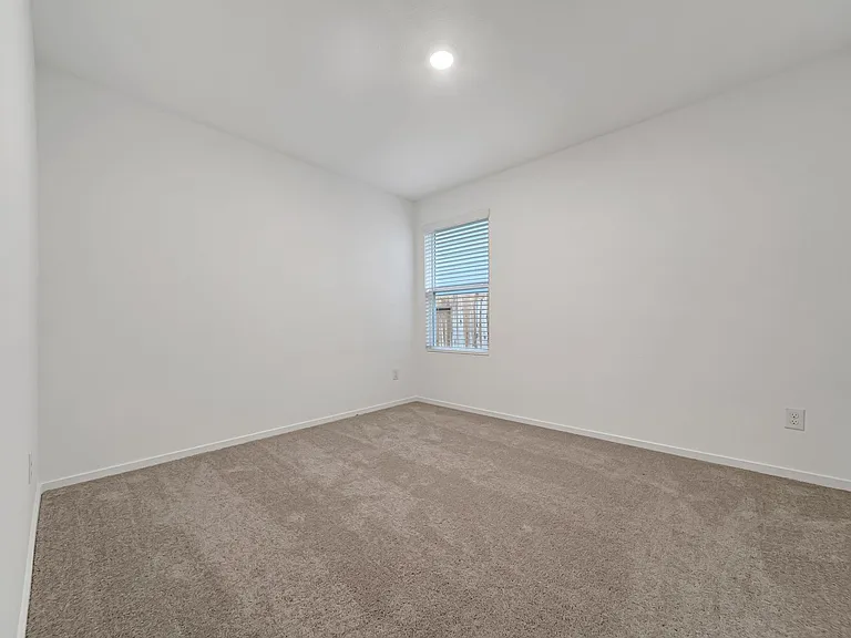 25625 Rose Creek Dr — Photo 16