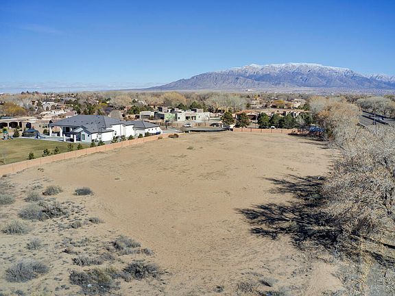 3rd image of 9201 Black Farm Ln NW