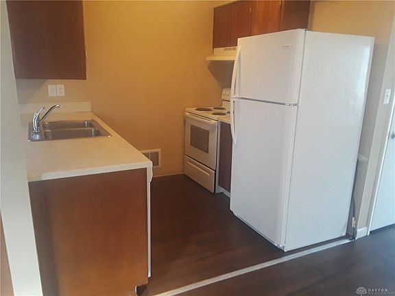 4th image of 1504 Rangeley Ave
