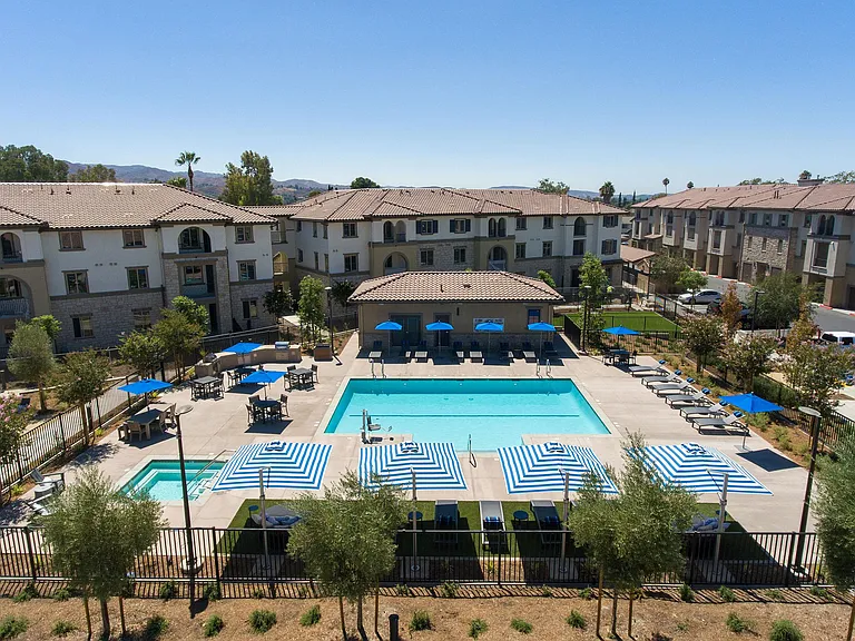 Aerial - Pool & Jacuzzi