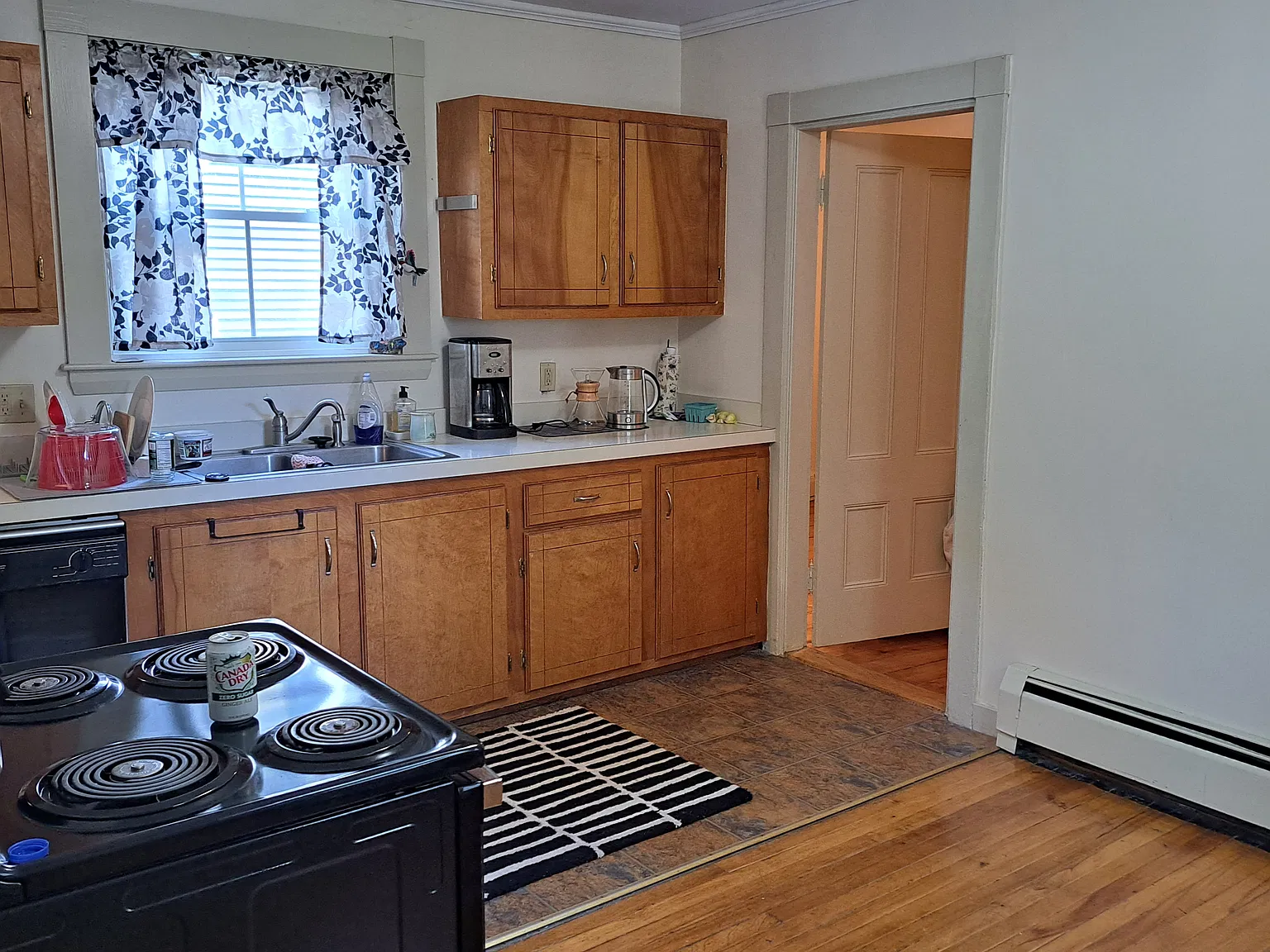 2 bed, 1150 sqft, $1,950 — Photo 3