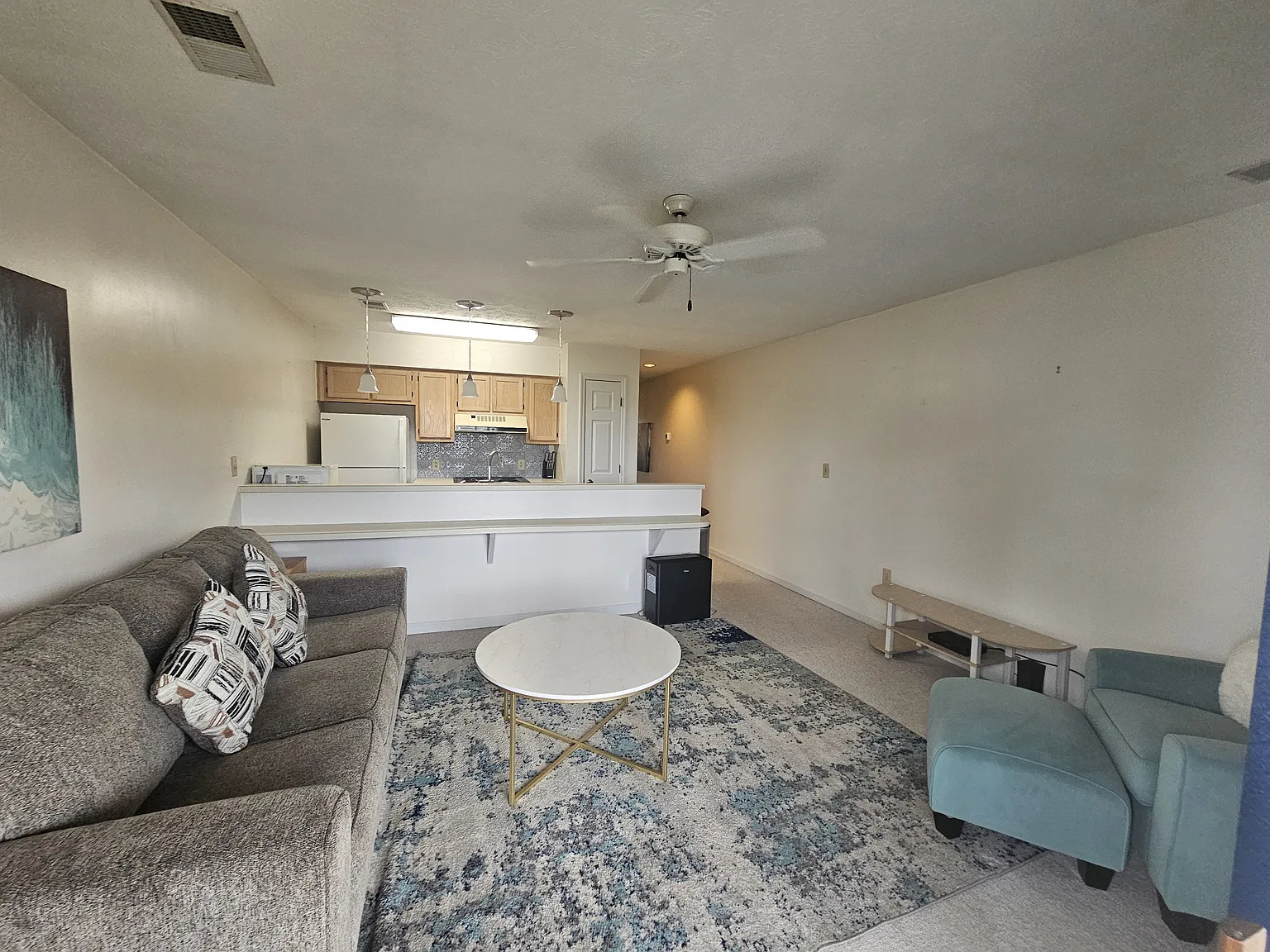 1 bed, 720 sqft, $1,300 — Photo 4
