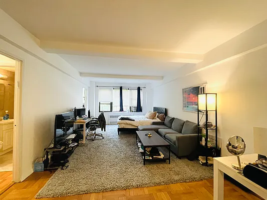 Rented by Oxford Property Group | media 4