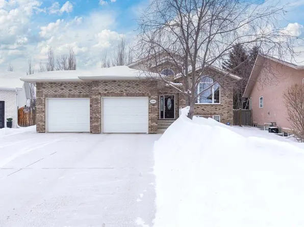 2305 W 59b Avenue Close, Lloydminster, AB T9V 3J3