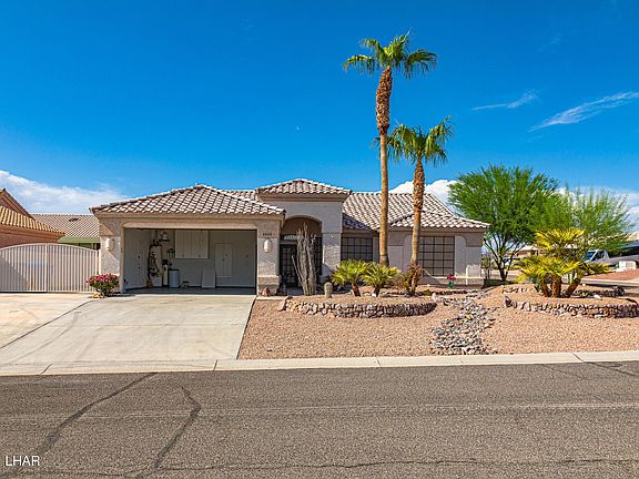 2nd image of 2423 Dawn Dr