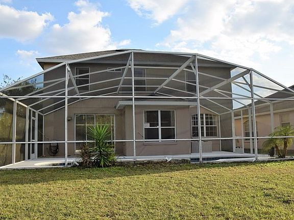 3rd image of 808 Lake Biscayne Way