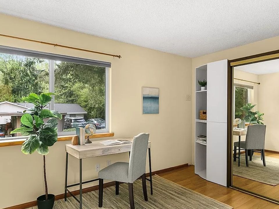 private room with private bathroom$825