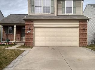 1218 Callaway Ct, Howell, MI 48843