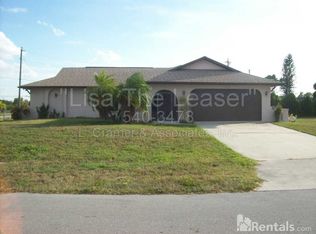 318 SE 1st St, Cape Coral, FL 33990