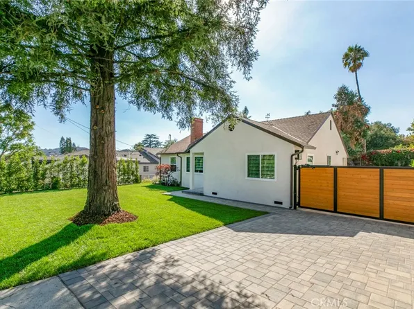 4825 Angeles Crest Hwy, La Canada Flintridge, CA 91011