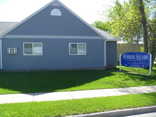 2- and 3-Bedroom Apartments in Maddock ND - Summer Square, 205 Central Ave, Maddock, ND 58348