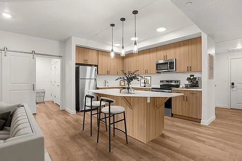 Lotus Republic Apartments Photo 1
