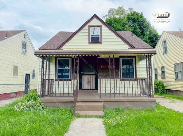 9134 Winthrop St, Detroit, MI 48228