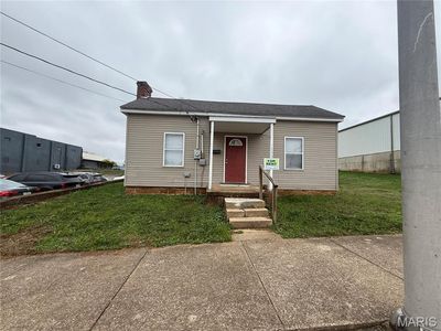 133 N Main St, Fredericktown, MO, 63645