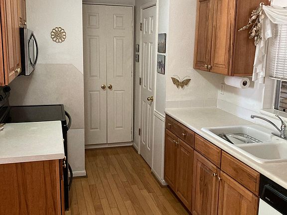 5th image of 2222 Avenue A #2222A