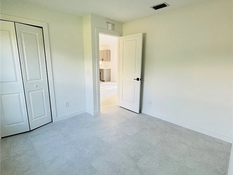 807 Monroe Ave — Photo 14