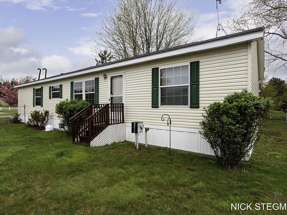 1st image of 463 Hickory Dr