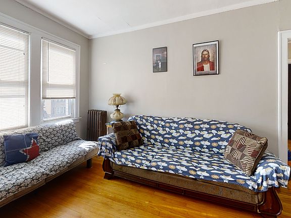 2nd image of 1941 Grove Ave APT 402