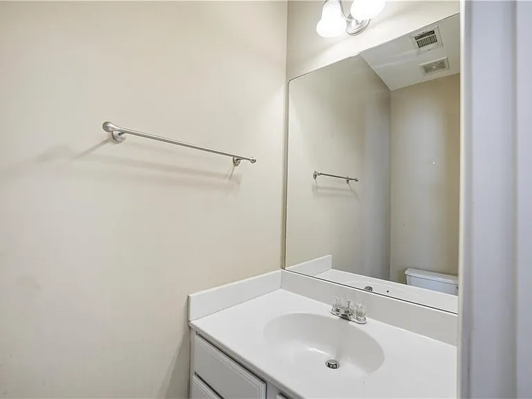 211 Oconee River Cir — Photo 13