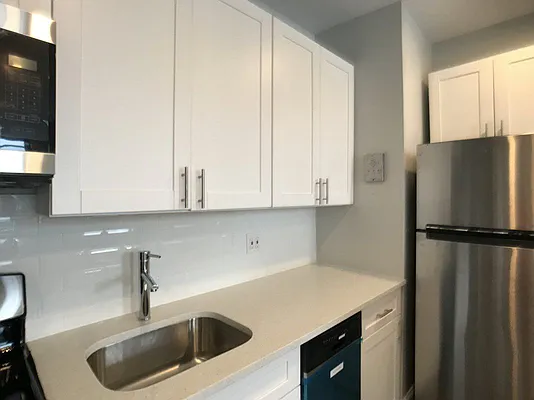 Rented by Bohemia Realty Group | media 13