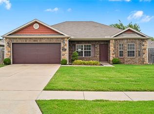 5405 SW Carlisle St, Bentonville, AR 72713